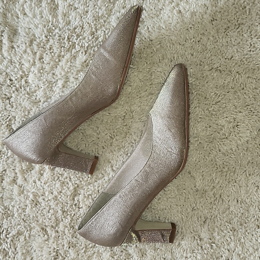 Shoes - Picture 4 of 4